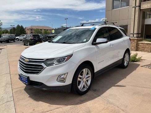 Used 2018 Chevrolet Equinox Premier AWD/4WD image 3