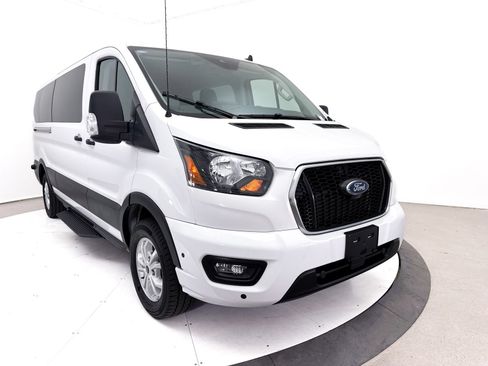 Used 2024 Ford Transit 350 XLT RWD image 11