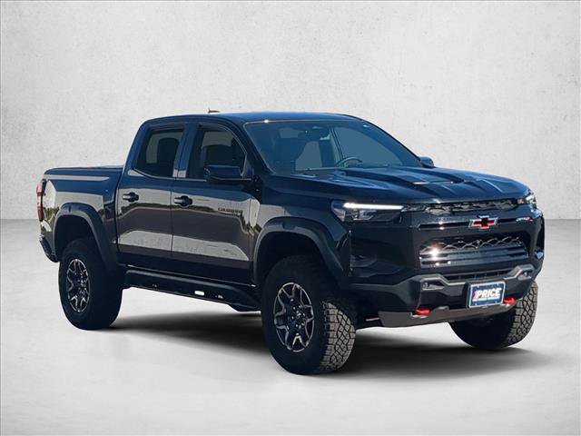 Used 2024 Chevrolet Colorado ZR2 w/ Technology Package AWD/4WD image 3