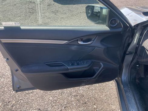 Used 2019 Honda Civic EX image 11