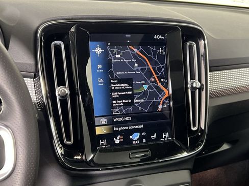 Used 2021 Volvo XC40 T5 R-Design w/ Advanced Package image 19