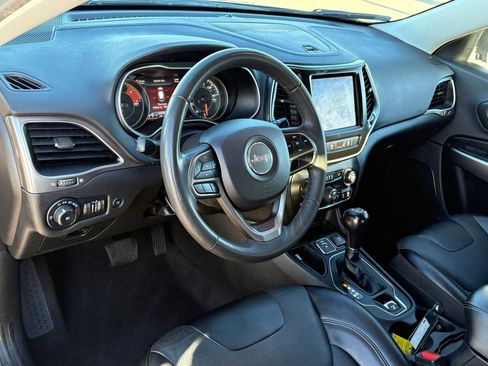 Used 2022 Jeep Cherokee Latitude Lux image 16