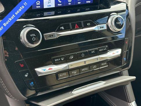 Certified 2022 Ford Explorer Platinum w/ Technology Package image 21