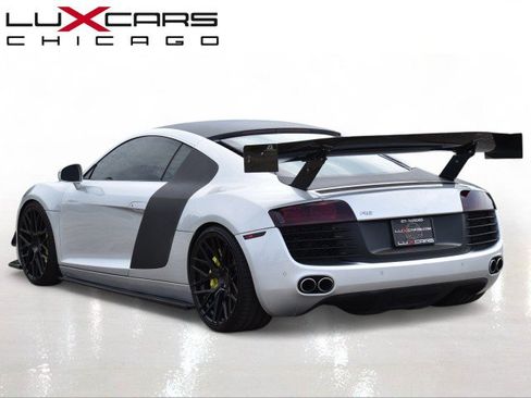 Used 2009 Audi R8 V8 w/ Premium Pkg AWD/4WD image 8