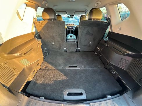 Used 2020 Nissan Rogue SL image 40