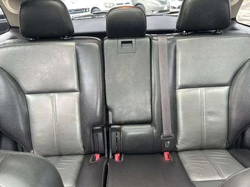Used 2011 Ford Edge Sport w/ Driver Entry Pkg FWD image 18