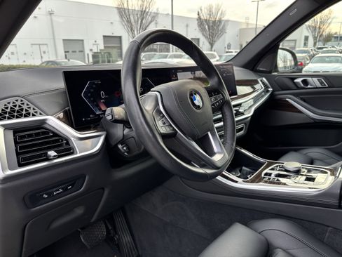 Certified 2025 BMW X5 xDrive40i w/ Premium Package image 17