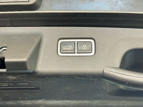 Used 2022 Kia Sorento EX FWD image 31