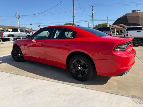Used 2022 Dodge Charger SXT RWD image 5