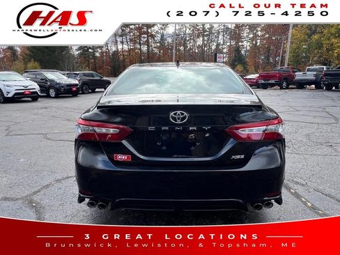 Used 2019 Toyota Camry XSE image 6