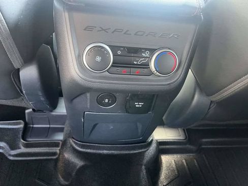 Used 2025 Ford Explorer ST AWD/4WD image 15