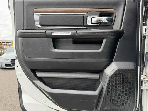 Used 2013 RAM 2500 Laramie w/ Convenience Group AWD/4WD image 47