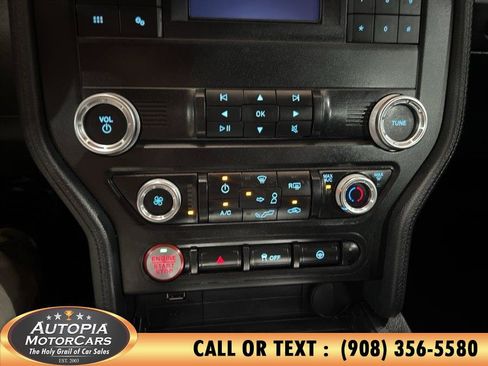 Used 2019 Ford Mustang Coupe RWD image 23