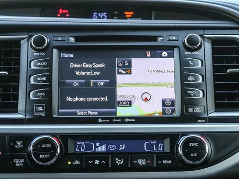 Used 2019 Toyota Highlander Limited AWD/4WD image 16