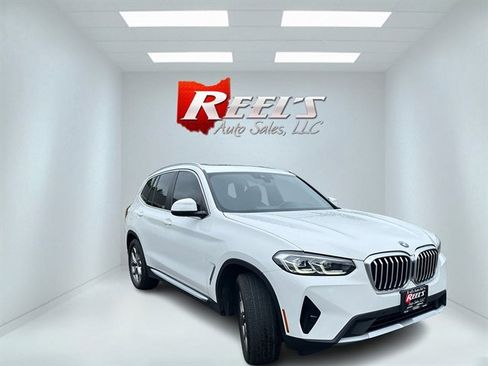Used 2022 BMW X3 xDrive30i w/ Convenience Package AWD/4WD image 3
