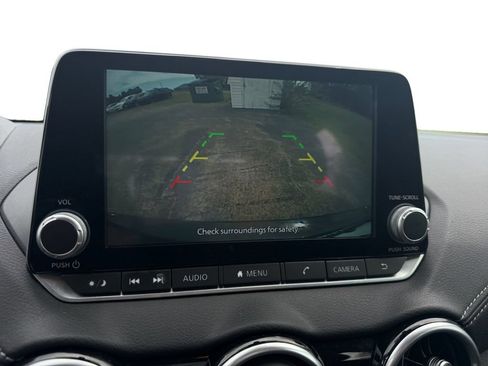 Used 2024 Nissan Sentra SV FWD image 16