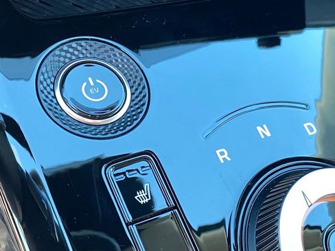 New 2025 Kia Niro Wind image 17