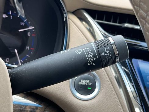 Used 2015 Cadillac CTS Luxury RWD image 32