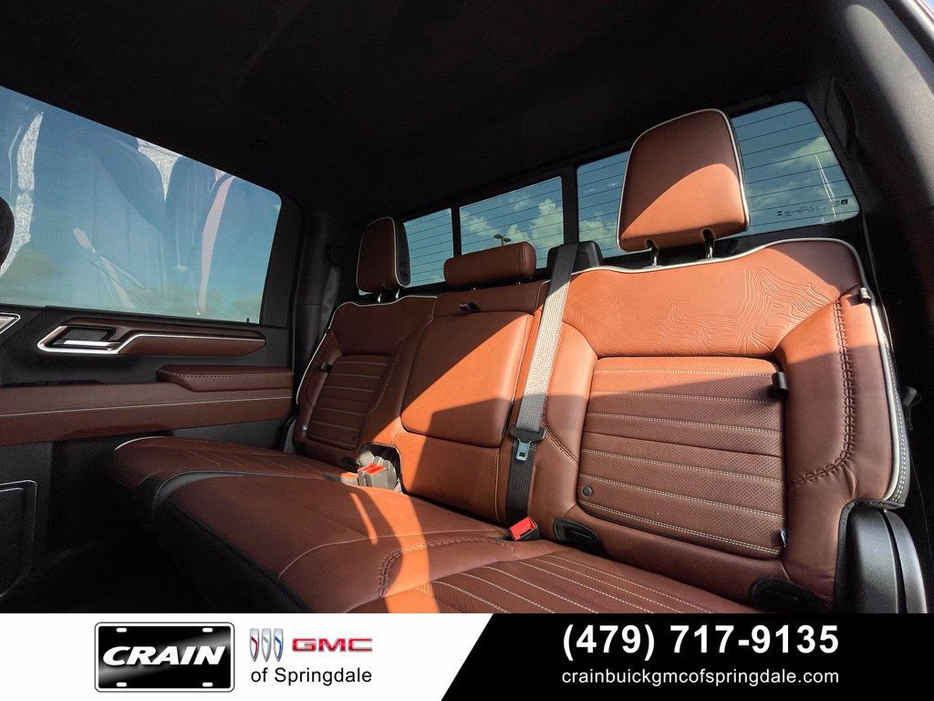 Used 2025 GMC Sierra 2500 Denali Ultimate AWD/4WD image 25