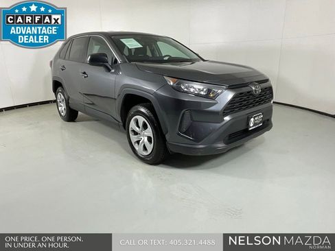 Used 2022 Toyota RAV4 LE FWD image 1