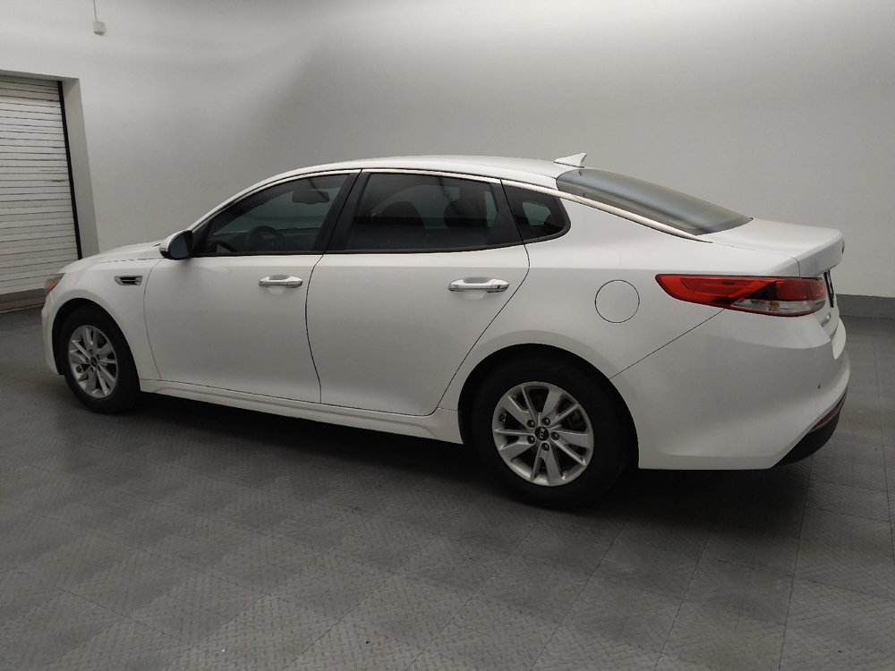 Used 2016 Kia Optima LX w/ LX Convenience Package FWD image 3