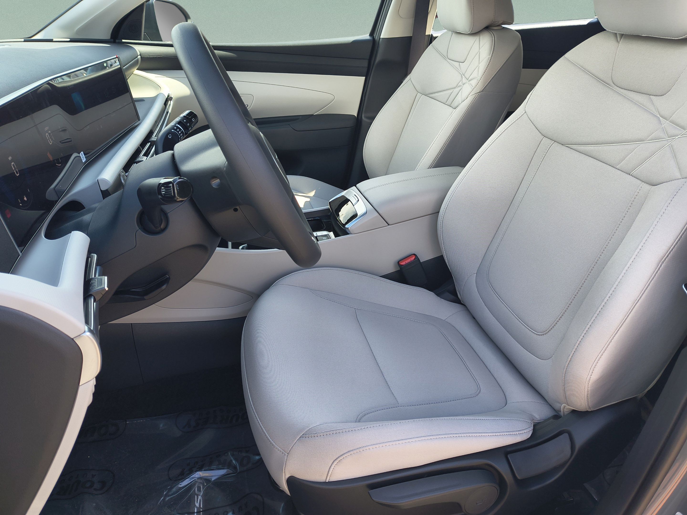 New 2026 Hyundai Tucson SE FWD image 18