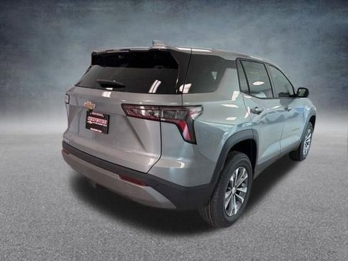 New 2026 Chevrolet Equinox LT FWD image 8
