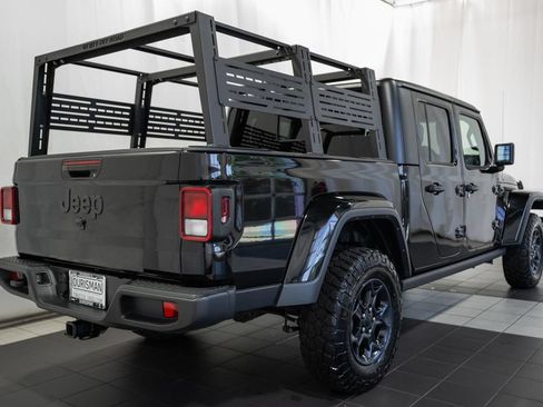 Used 2023 Jeep Gladiator Sport AWD/4WD image 4