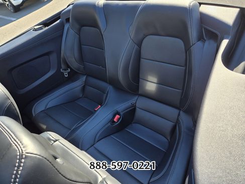 Used 2019 Ford Mustang GT Premium image 10