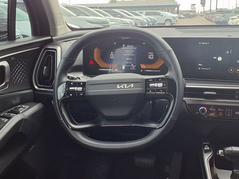 Certified 2026 Kia Sorento EX w/ EX Premium Package FWD image 11