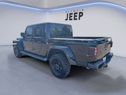 New 2025 Jeep Gladiator Sport