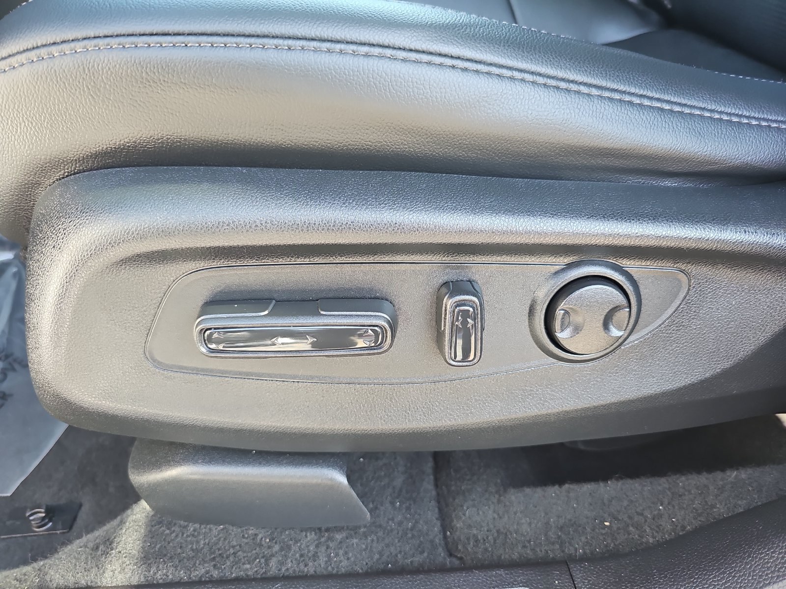 Used 2024 Honda CR-V EX-L image 31