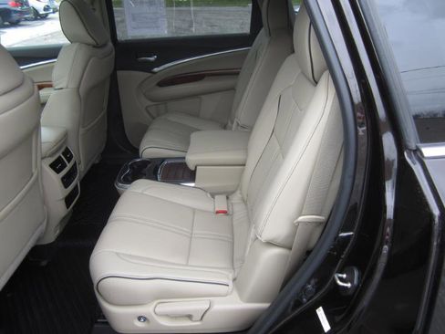 Used 2017 Acura MDX SH-AWD w/ Advance Package image 16