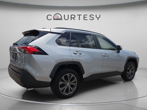 Certified 2023 Toyota RAV4 XLE Premium AWD/4WD image 5