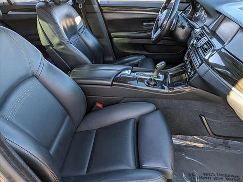 Used 2016 BMW 550i 550i image 21