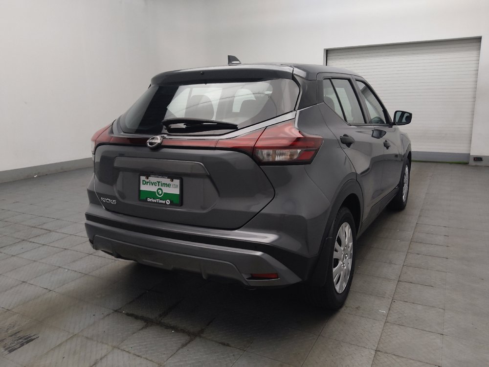 Used 2023 Nissan Kicks S FWD image 9