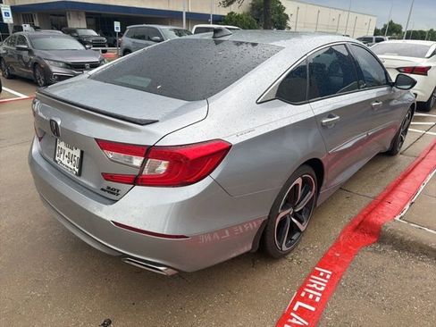 Used 2022 Honda Accord Sport image 5