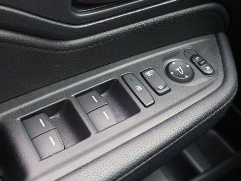 Used 2025 Honda Odyssey Sport-L image 21
