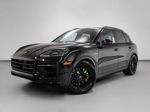 Certified 2026 Porsche Cayenne S AWD/4WD image 1