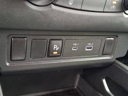 Certified 2023 Nissan Frontier S w/ Technology Package AWD/4WD image 24