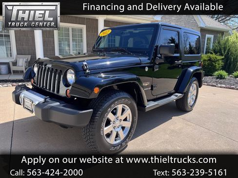 Used 2012 Jeep Wrangler Sahara w/ Connectivity Group AWD/4WD image 1