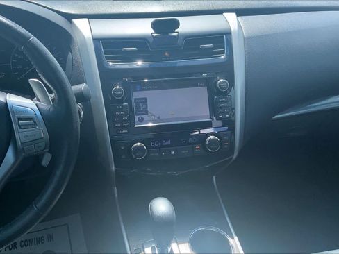 Used 2014 Nissan Altima 3.5 SL w/ Technology Package FWD image 7