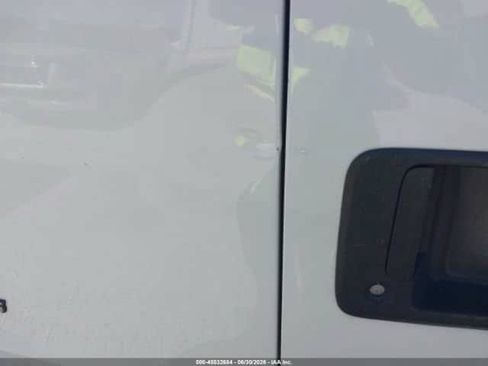 Used 2017 Chevrolet Express 3500 LT w/ LT Preferred Equipment Group RWD image 12