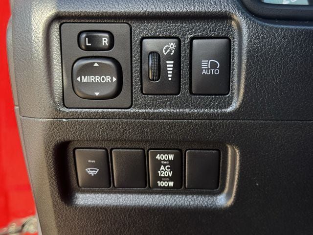Used 2021 Toyota 4Runner SR5 AWD/4WD image 24