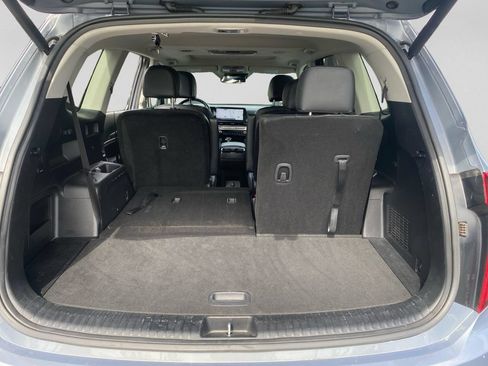 Used 2025 Kia Telluride S FWD image 27