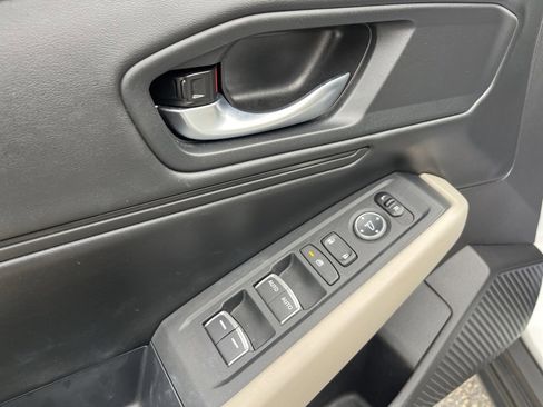 Used 2025 Honda Accord SE image 23