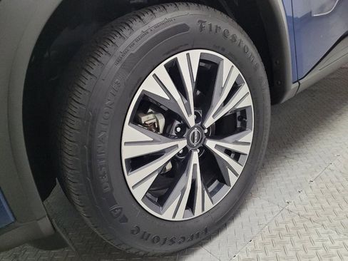 Used 2023 Nissan Rogue SV FWD image 31