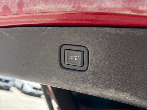 Used 2023 Chevrolet Blazer LT w/ Convenience Package FWD image 18