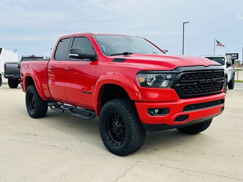 Used 2022 RAM 1500 Big Horn w/ Night Edition AWD/4WD image 2