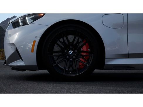 New 2026 BMW M5 image 7